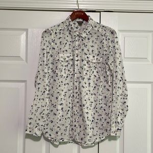 Eddie Bauer light weight spring blouse